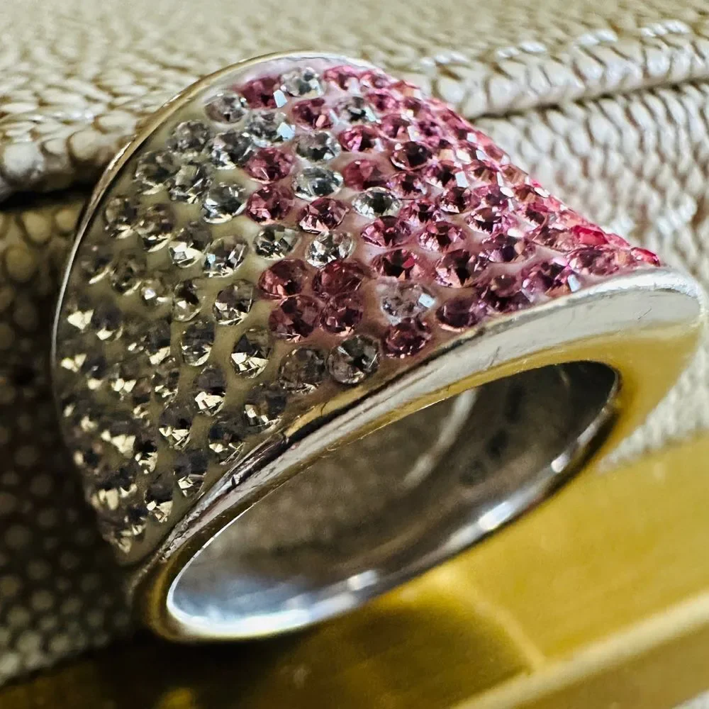 Stunning Swarovski Crystal Wide Band Ring - Sterling Silver 925 AU size 7